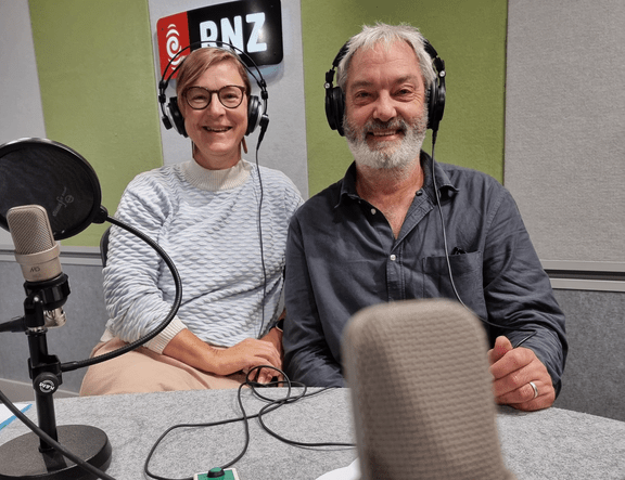 Dr Merja Myllilahti and Dr Greg Treadwell from the AUT's Centre for Journalism, Media and Democracy. 