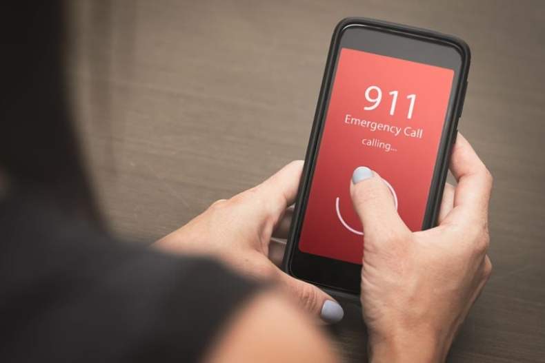 Closeup of an Emergency call to 911 from a mobile phone