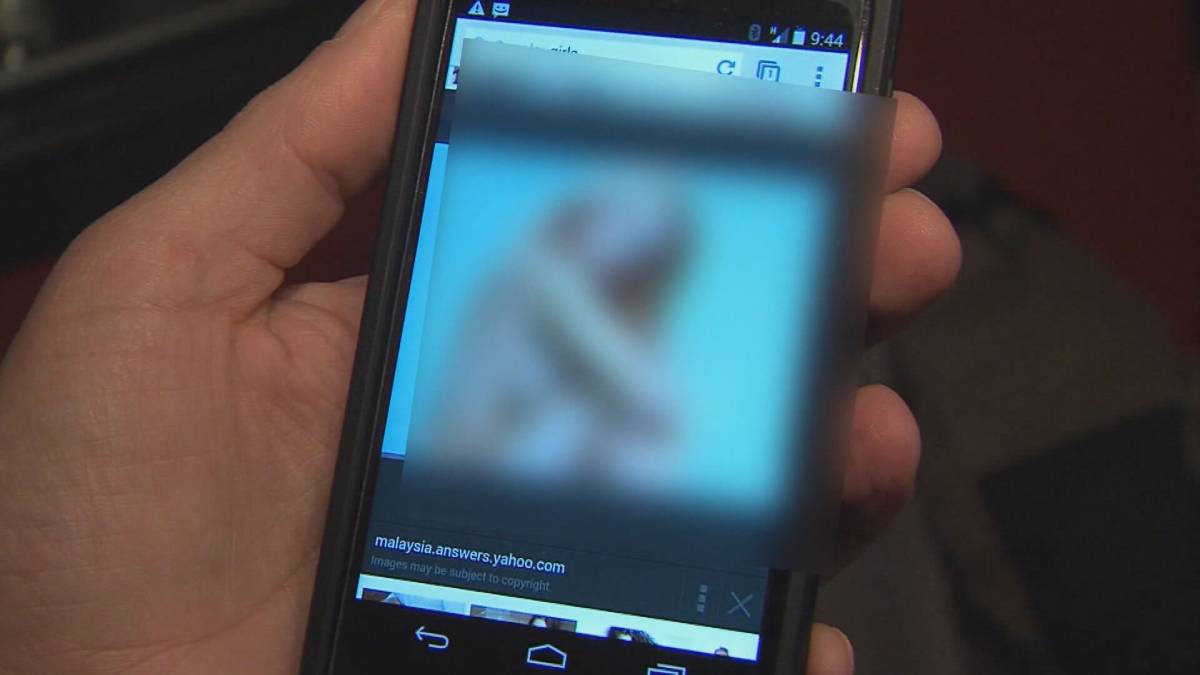 Click to play video: 'Coquitlam Mounties issue warning about sextortion scam'