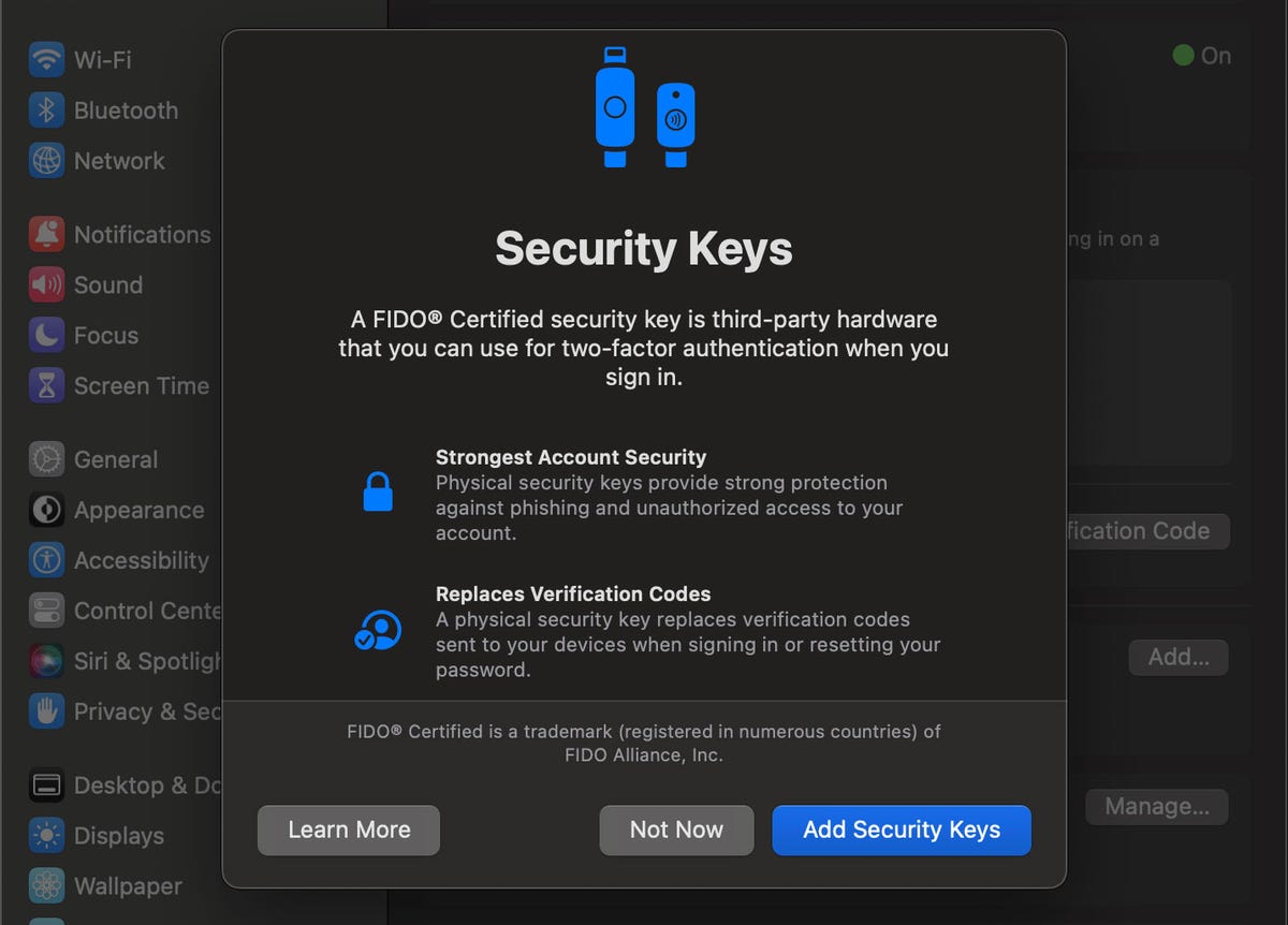 A screenshot of the MacOS enrollment process to use hardware security keys to protect your iCloud account