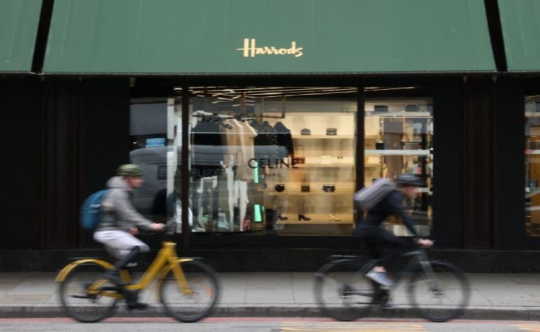 harrods store sign