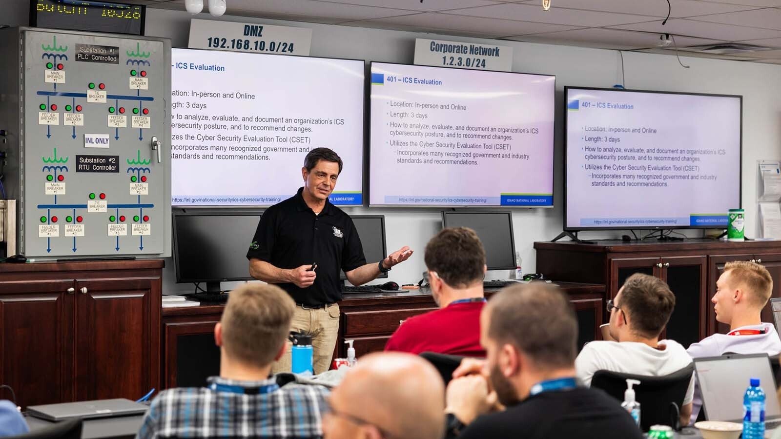 Jeff Hahn teaches digital defenders at the Idaho National Laboratory's cyebersecurity training.