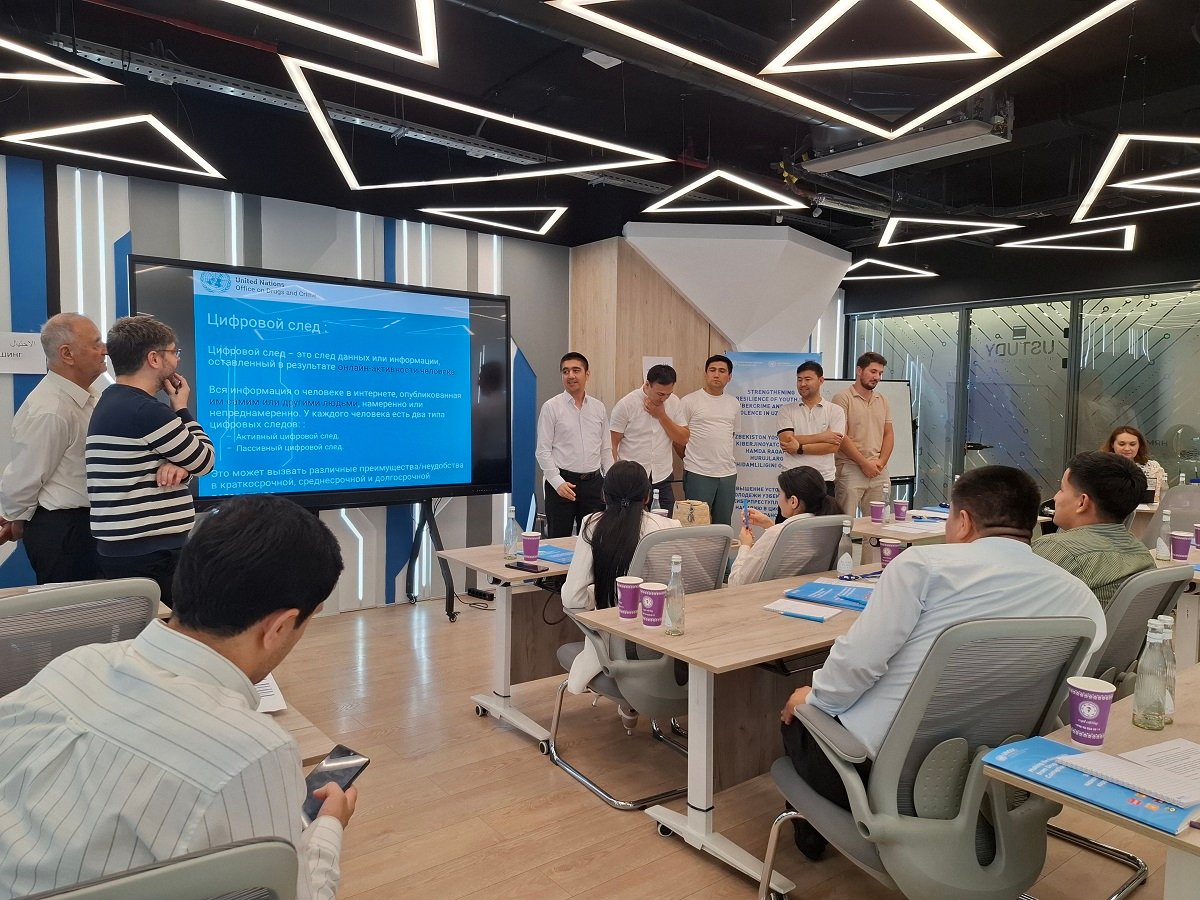 alt text is missing alt text is missing